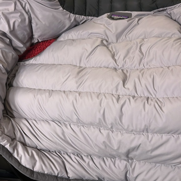 Patagonia Mens Bivy Down Puffer Vest Black and Gray size XL - Picture 6 of 10